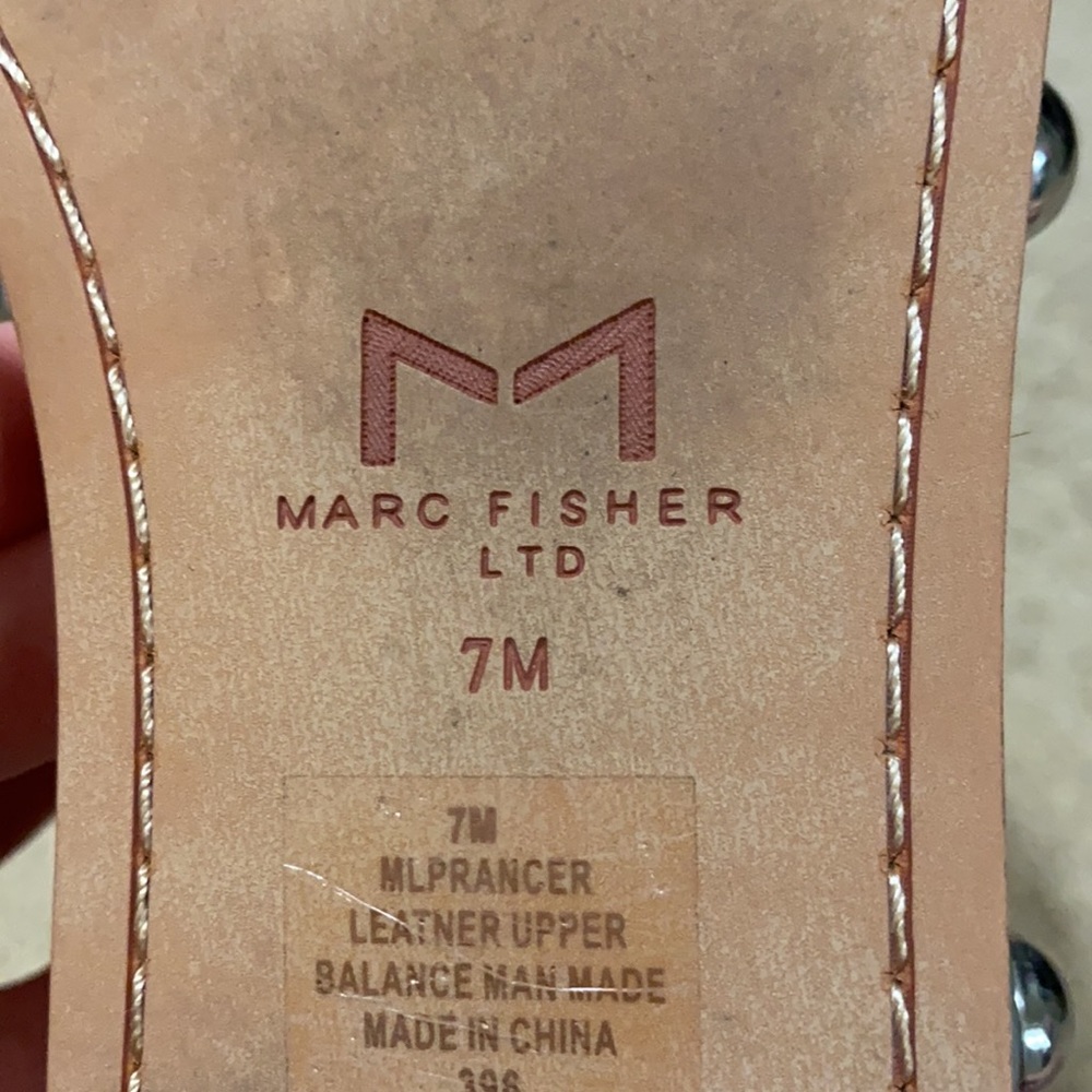 Marc fisher women sandals - Picture 3 of 3